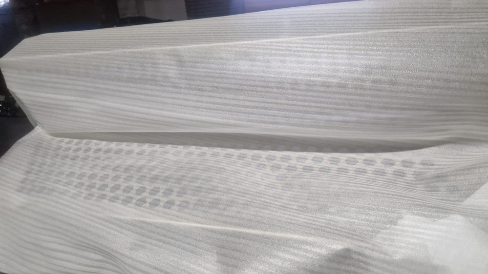 Panouri din aluminiu învelite în material de protecție